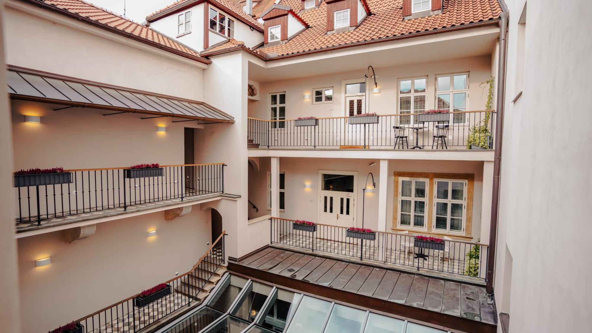 Hotel Golden Key Prague Castle Luaran gambar